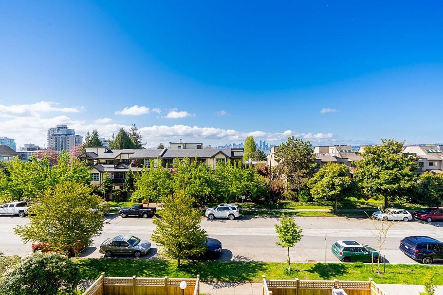 238 W 4th Street North Vancouver, BC - 10