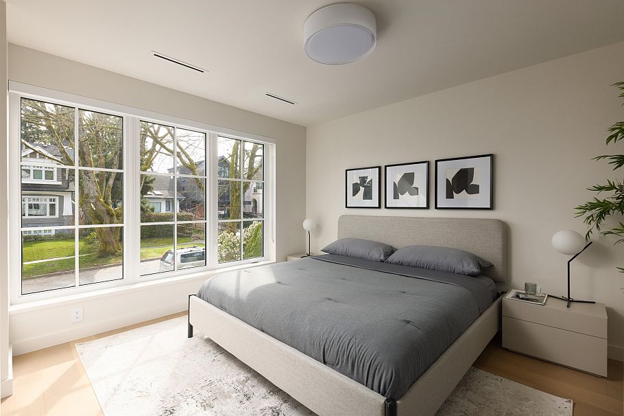 1 3449 W 22nd Avenue Vancouver, BC - 22