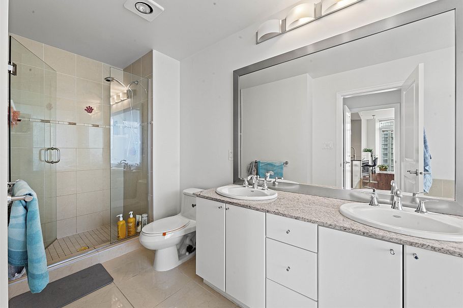 1705 1211 Melville Street Vancouver, BC - 24