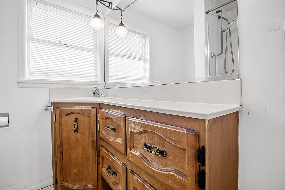 2762 Newmarket Drive North Vancouver, BC - 12
