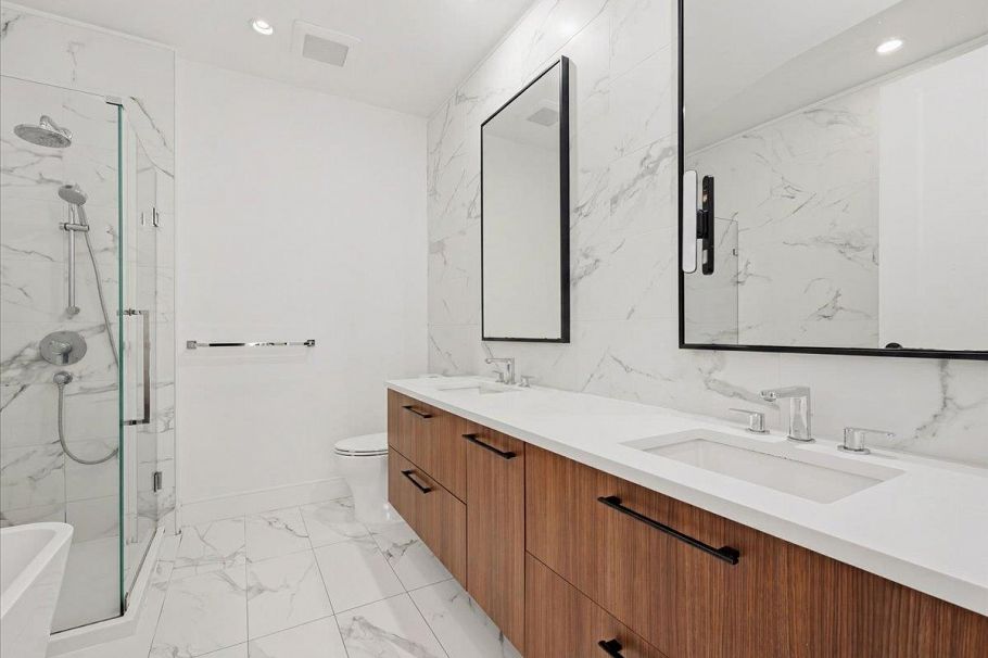 203 6999 Cambie Street Vancouver, BC - 18