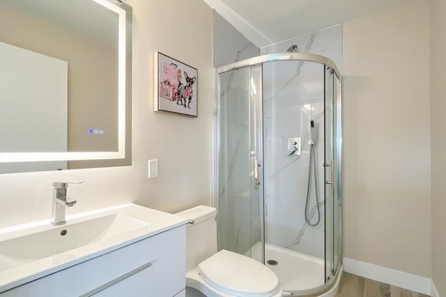 320 E 57th Avenue Vancouver, BC - 23