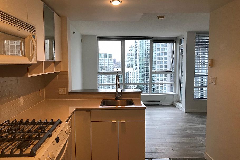 2201 939 Expo Boulevard Vancouver, BC - 20