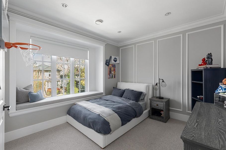2958 W 40th Avenue Vancouver, BC - 22