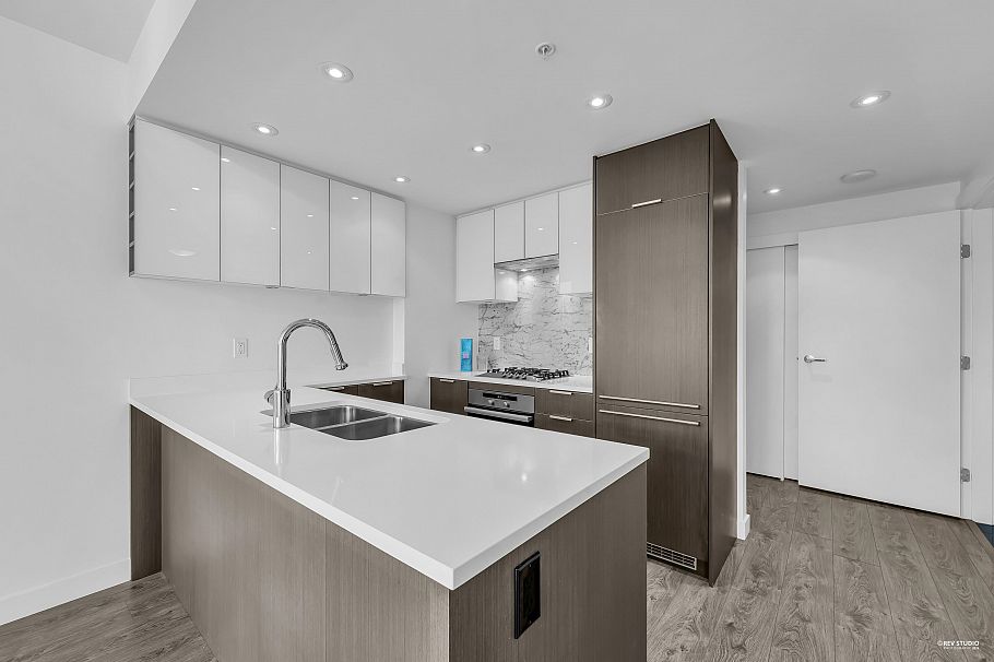 1801 110 Switchmen Street Vancouver, BC - 3