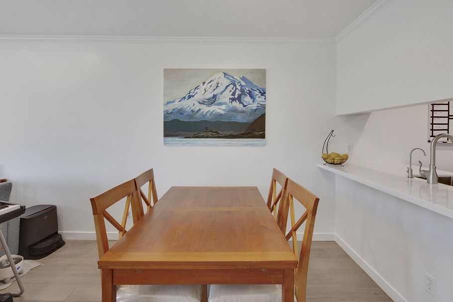 207 3280 W Broadway Vancouver, BC - 12