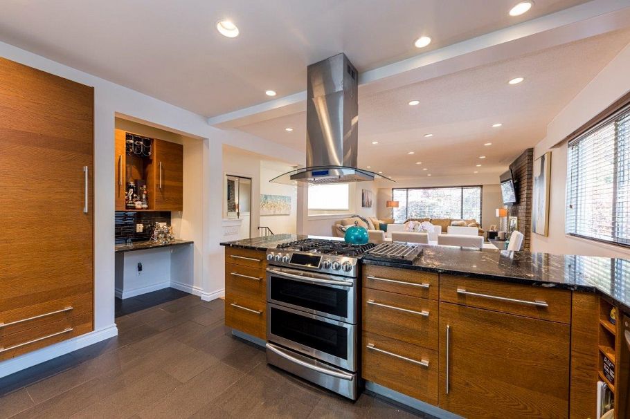2549 Bendale Road North Vancouver, BC - 10