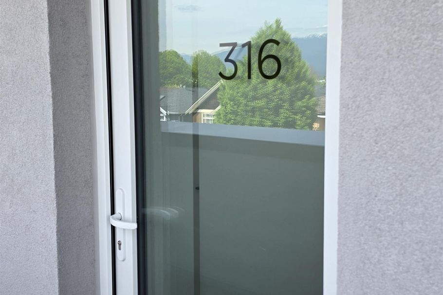 316 2250 E 1 Avenue Vancouver, BC - 2