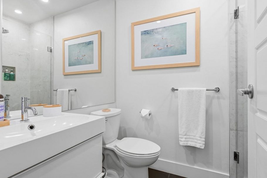 1516 Mcnair Drive North Vancouver, BC - 18