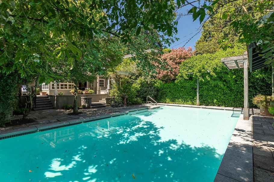 5976 Alma Street Vancouver, BC - 28