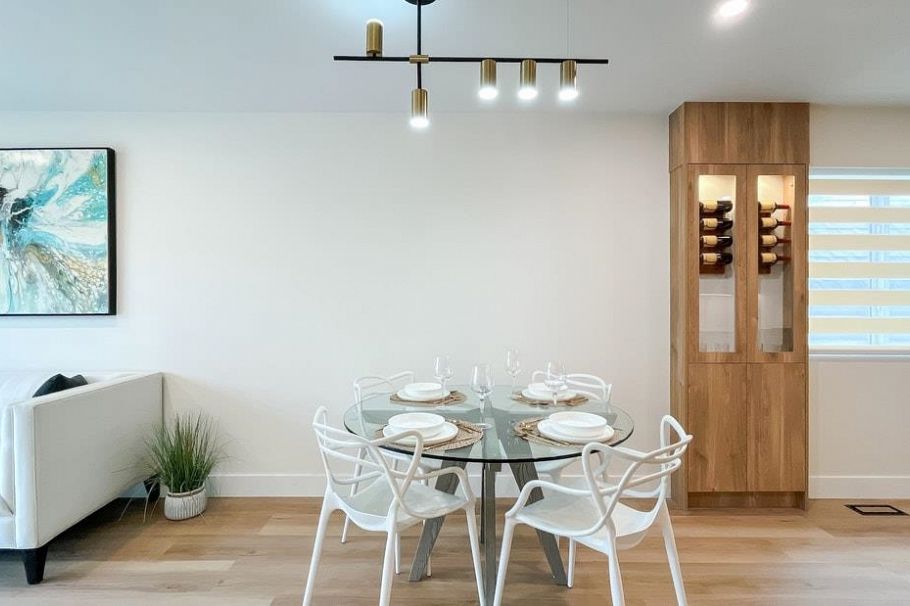 320 E 57th Avenue Vancouver, BC - 6