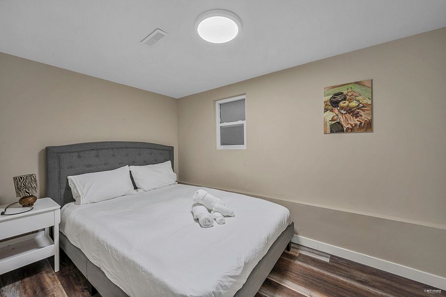 3174 W 10th Avenue Vancouver, BC - 27