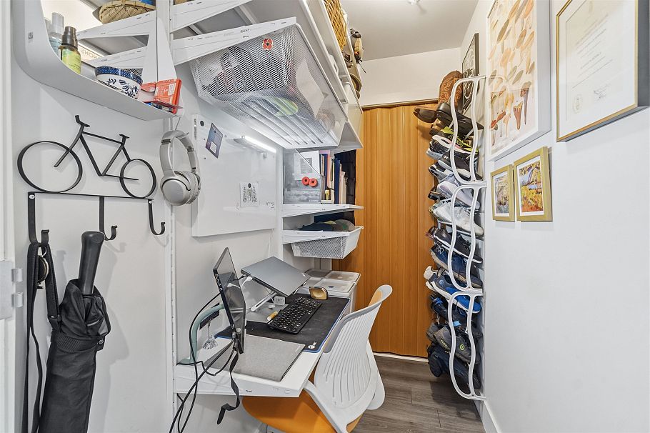 212 4338 Commercial Street Vancouver, BC - 23
