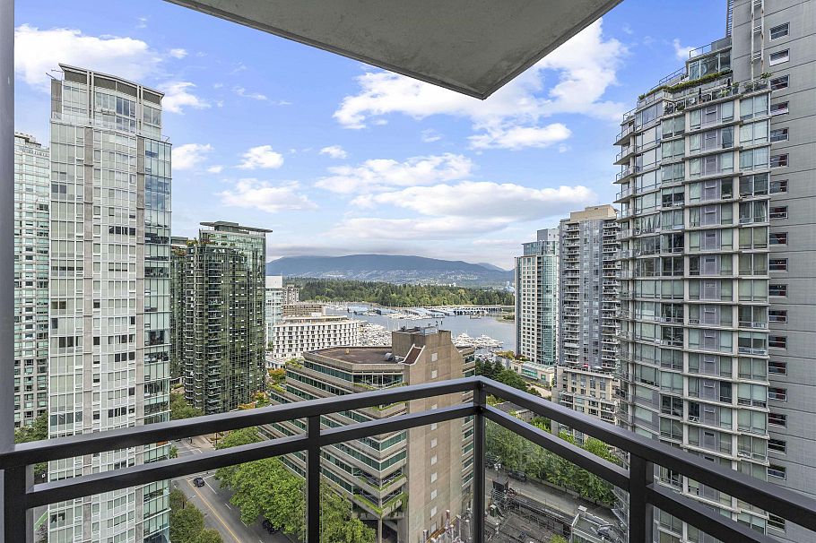 1705 1211 Melville Street Vancouver, BC - 29