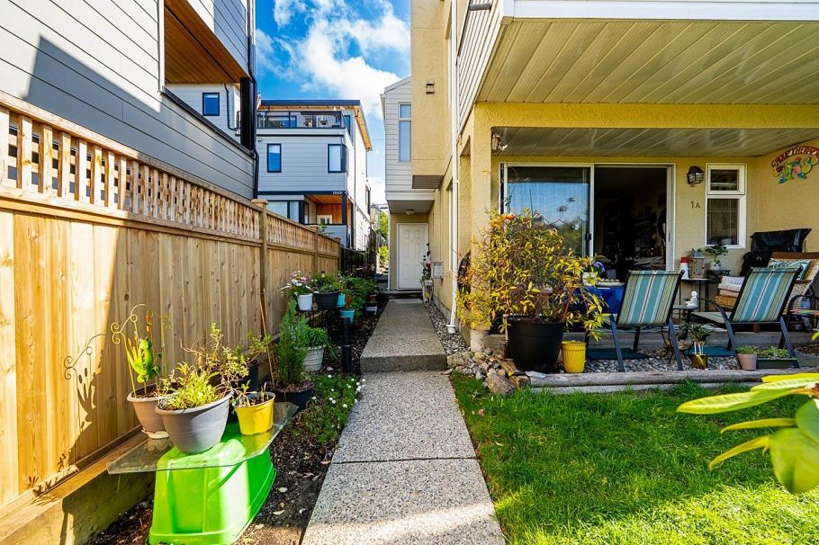 238 W 4th Street North Vancouver, BC - 14