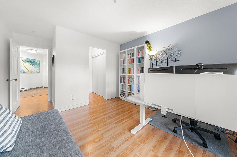202 1000 Bowron Court North Vancouver, BC - 27