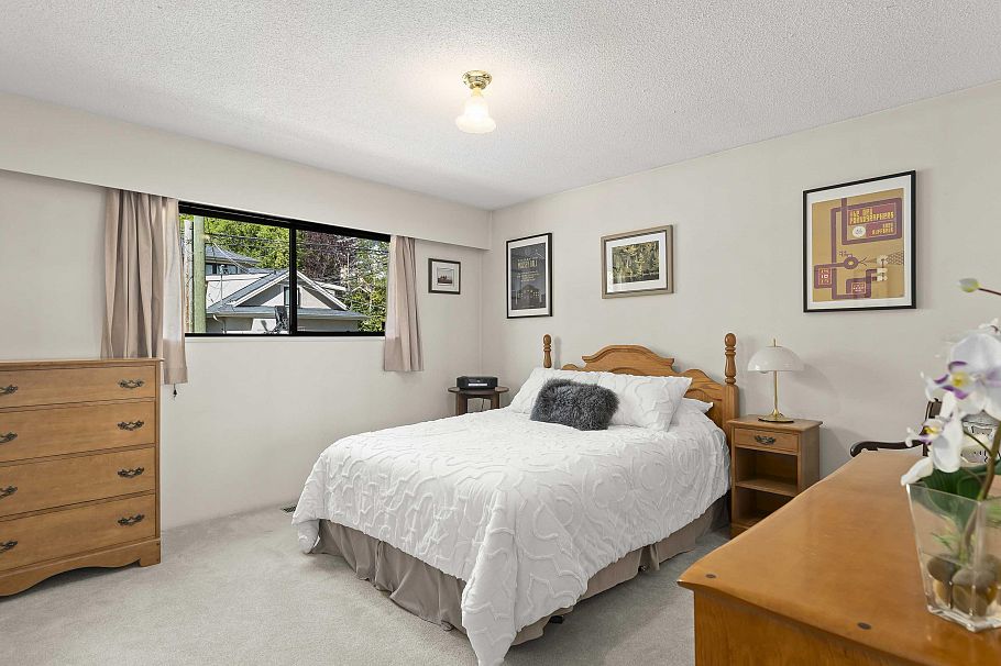 3765 W 30th Avenue Vancouver, BC - 20