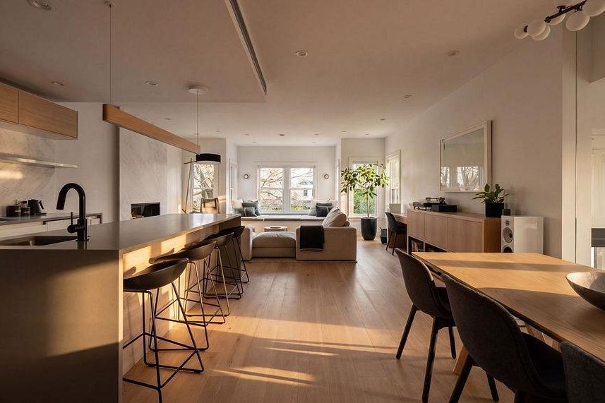 867 E Georgia Street Vancouver, BC - 10