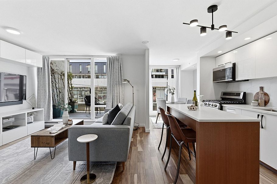 312 328 E 11th Avenue Vancouver, BC - 7