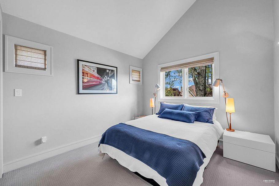 2722 W 31st Avenue Vancouver, BC - 24