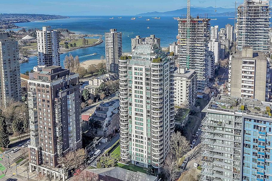 1002 1020 Harwood Street Vancouver, BC - 35