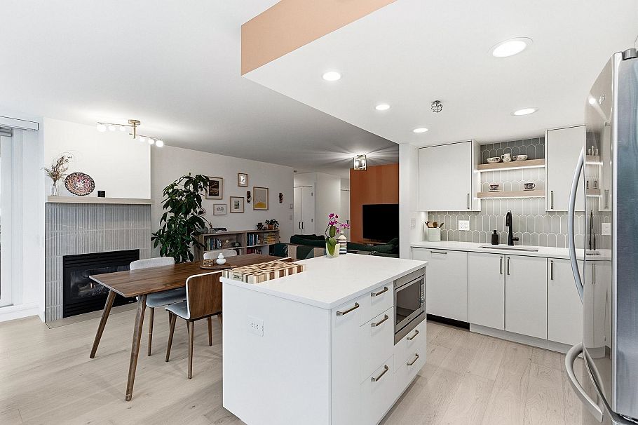 2004 120 Milross Avenue Vancouver, BC - 12