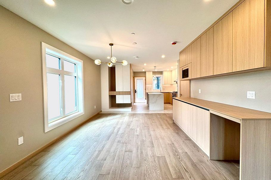 5216 Rupert Street Vancouver, BC - 3