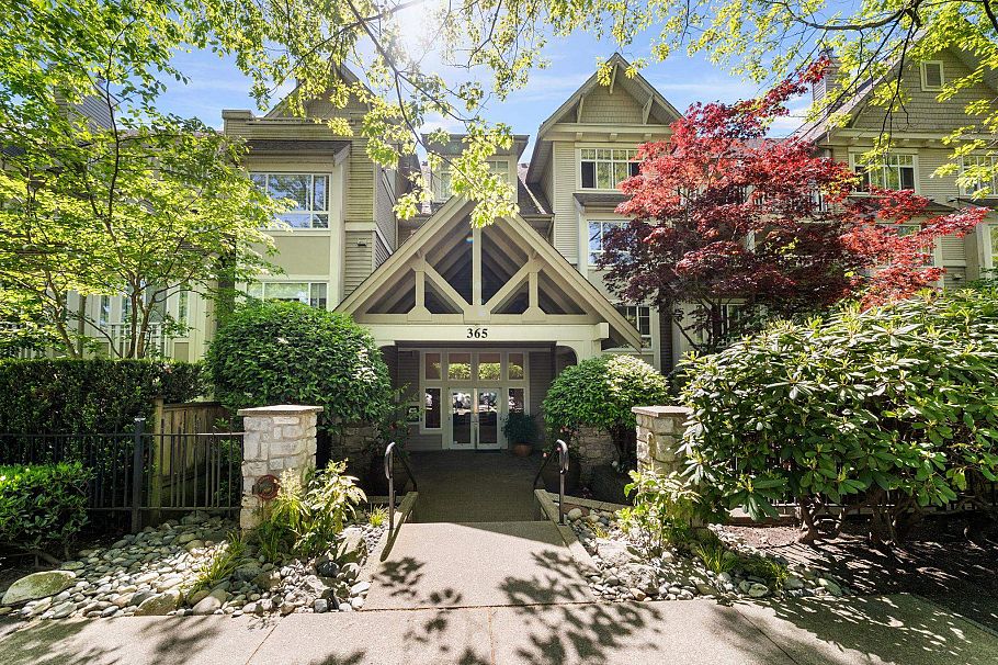303 365 E 1st Street North Vancouver, BC - 2