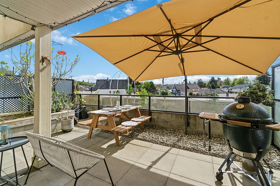 212 4338 Commercial Street Vancouver, BC - 26