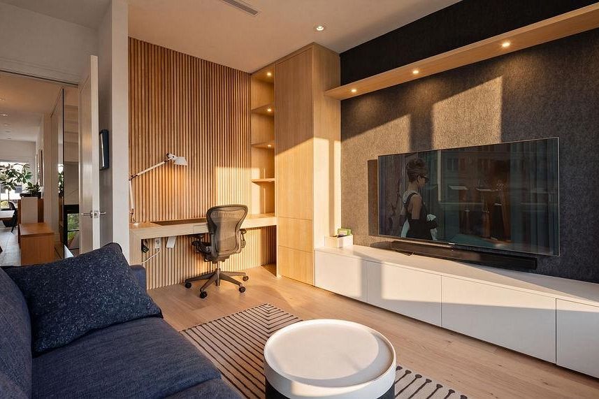 867 E Georgia Street Vancouver, BC - 21