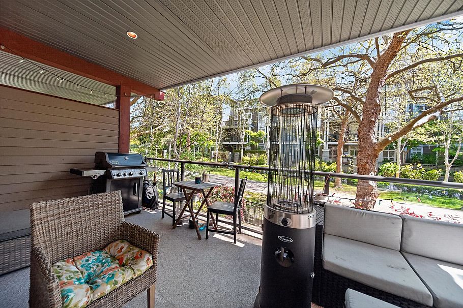 213 6328 Larkin Drive Vancouver, BC - 9
