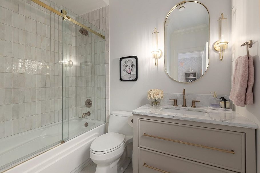 2958 W 40th Avenue Vancouver, BC - 21