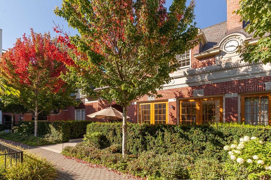 1527 Atlas Lane Vancouver, BC - 29
