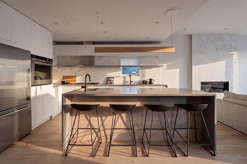 867 E Georgia Street Vancouver, BC - 13