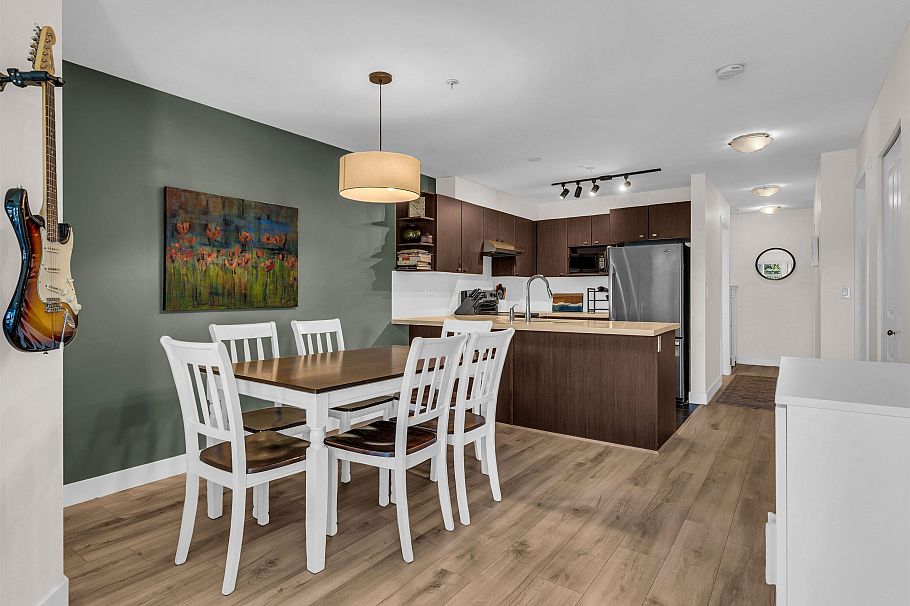 315 738 E 29th Avenue Vancouver, BC - 5