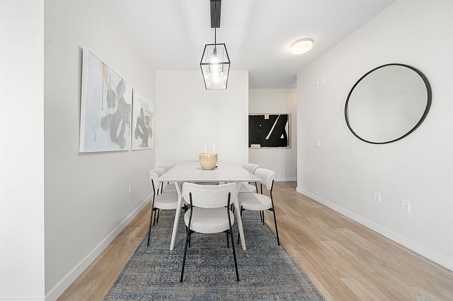 301 123 W 1st Street North Vancouver, BC - 6