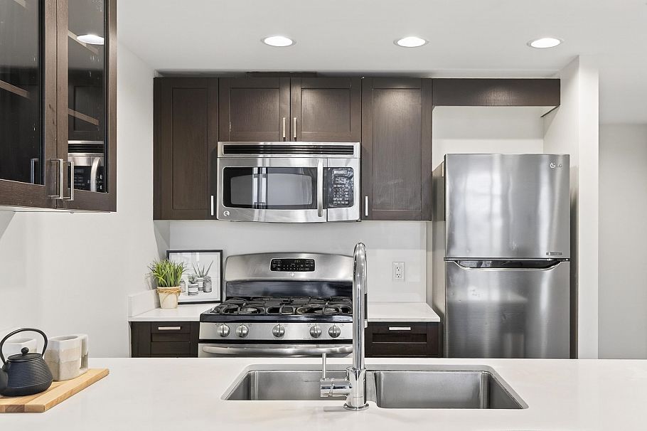 804 4888 Nanaimo Street Vancouver, BC - 9