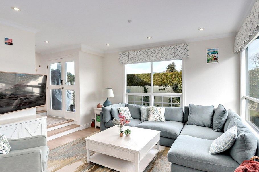 2602 Point Grey Road Vancouver, BC - 6