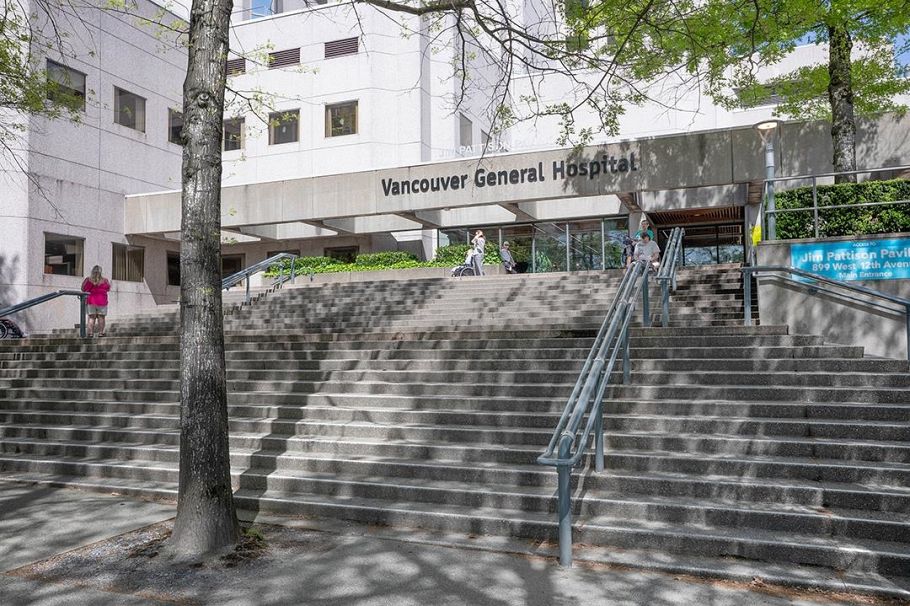 805 W 14th Avenue Vancouver, BC - 29