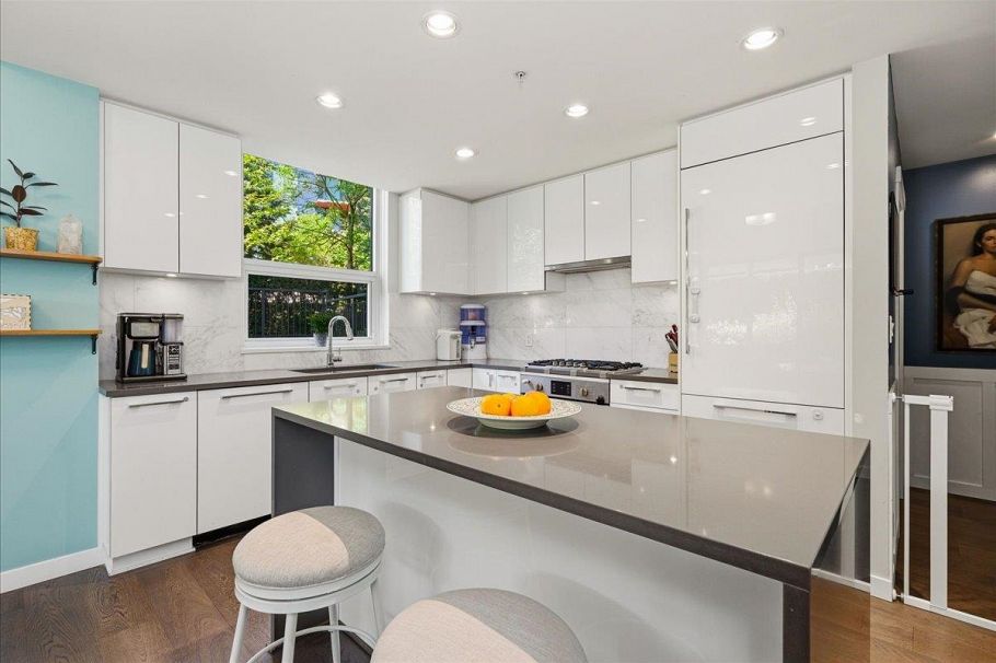 103 3487 Binning Road Vancouver, BC - 11