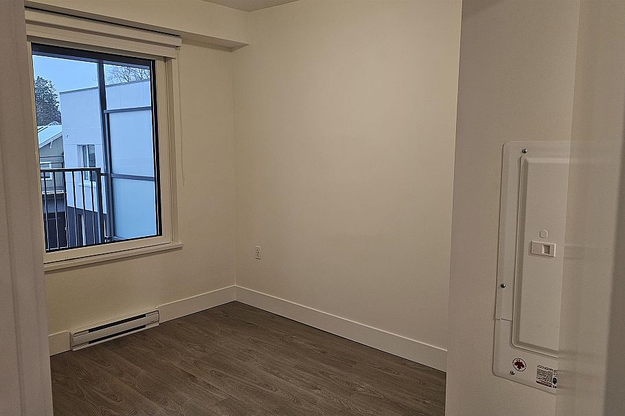 316 2250 E 1 Avenue Vancouver, BC - 9