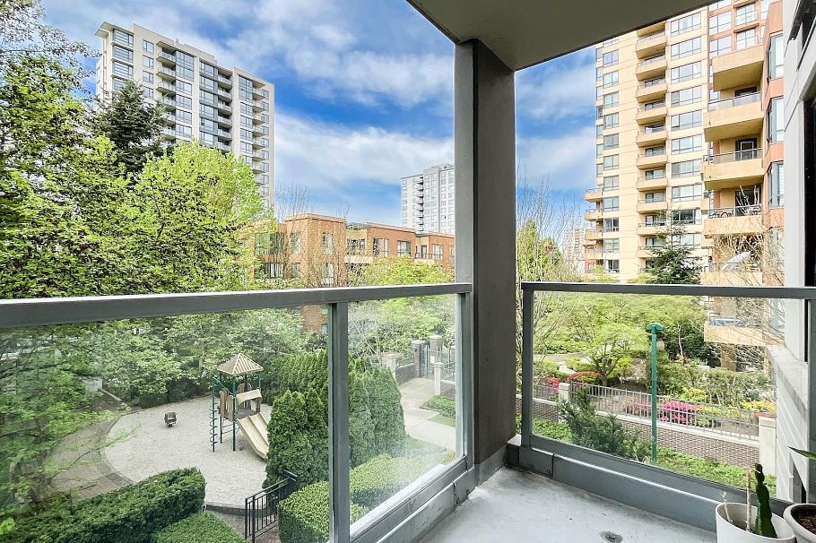 305 3638 Vanness Avenue Vancouver, BC - 10