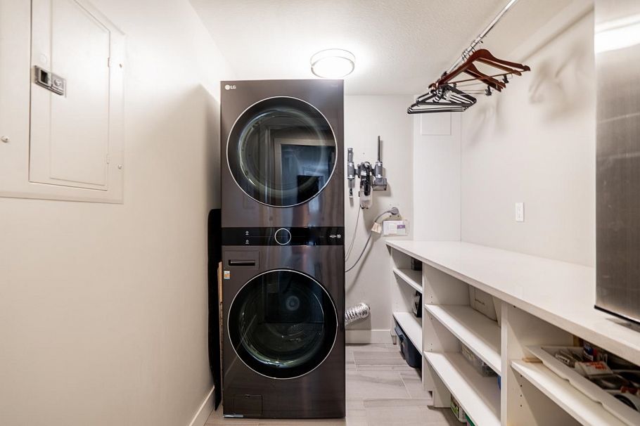 107 1283 Parkgate Avenue North Vancouver, BC - 27