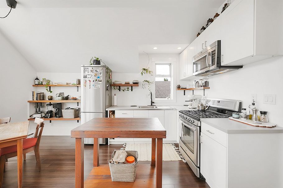 827 E 16th Avenue Vancouver, BC - 8