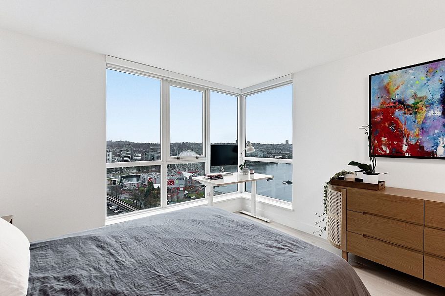 2004 120 Milross Avenue Vancouver, BC - 18