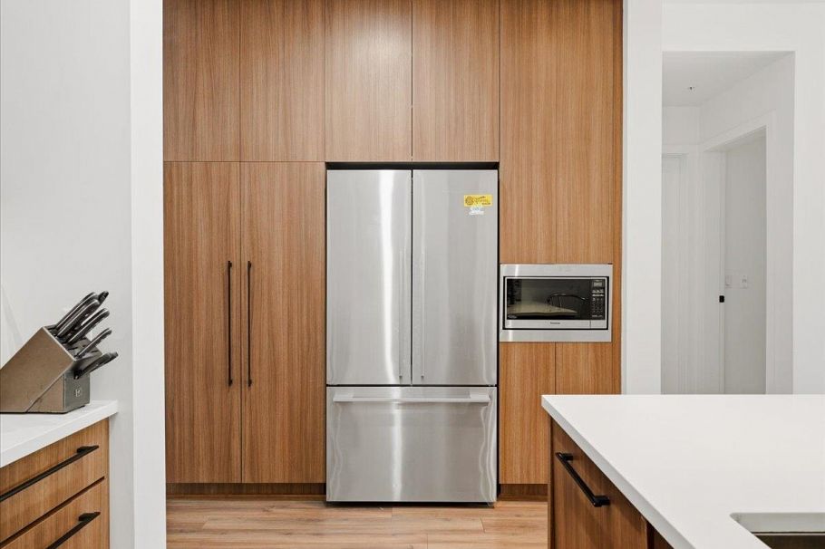 203 6999 Cambie Street Vancouver, BC - 12