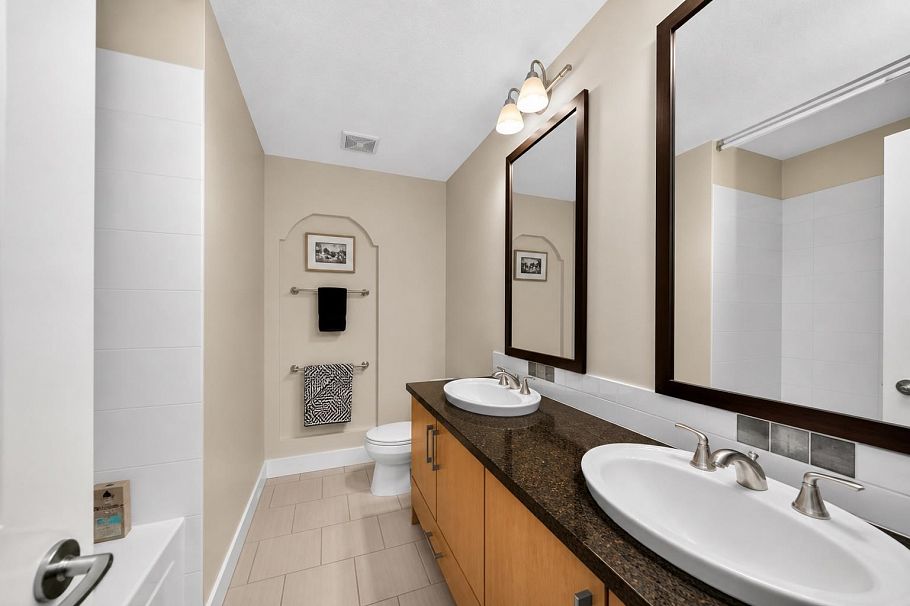 213 6328 Larkin Drive Vancouver, BC - 16