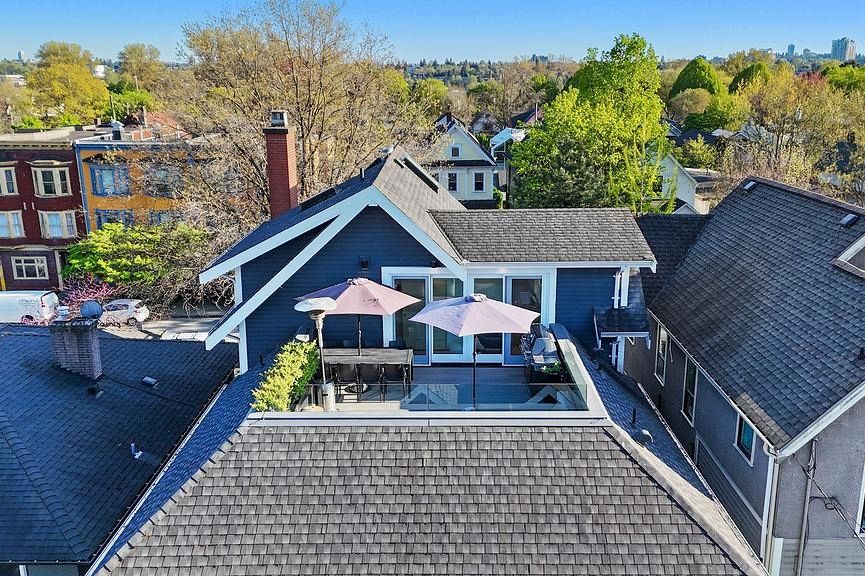 867 E Georgia Street Vancouver, BC - 34
