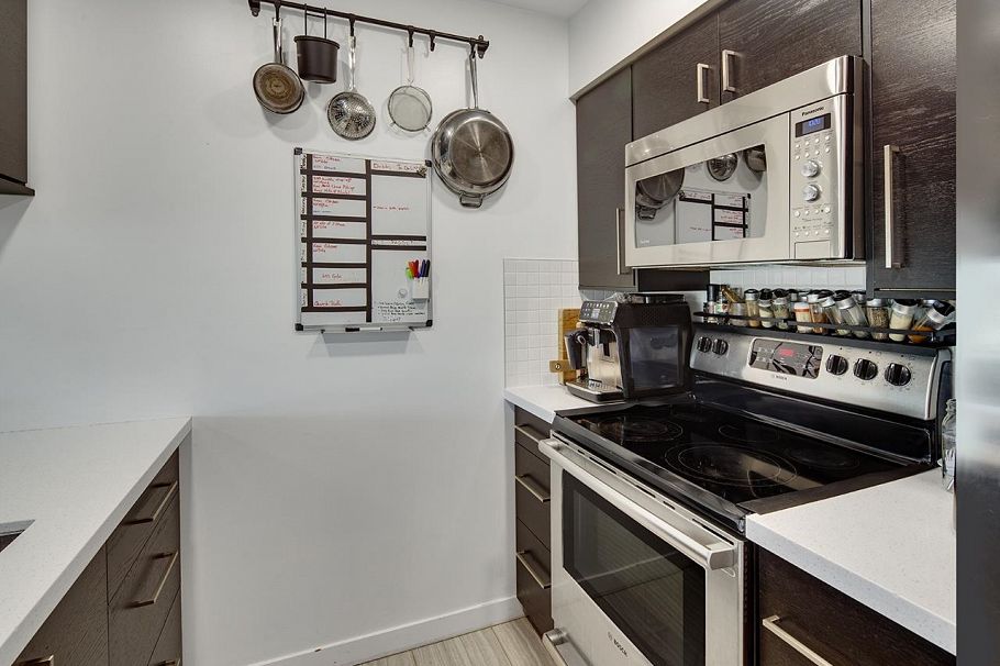 207 3280 W Broadway Vancouver, BC - 16