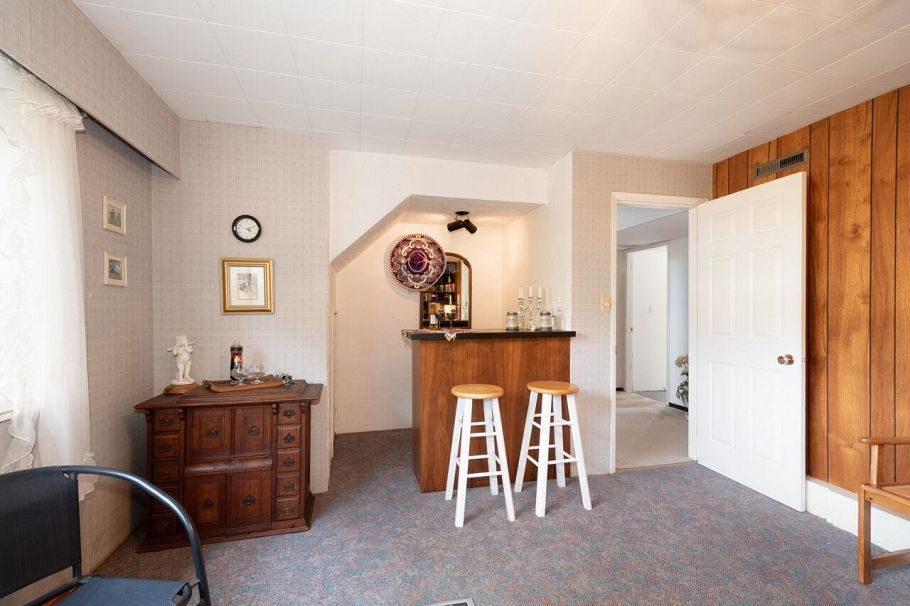 4057 Violet Street North Vancouver, BC - 28